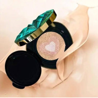 Триколірний зволожувальний тональний кушон Drawshe Emerald Crystal Glow з можливістю заміни блока, вага 24 г